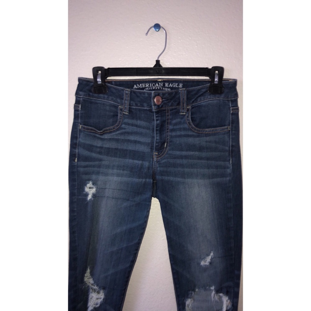 American Eagle High-Waisted Distressed Jeggings - Picture 6 of 8